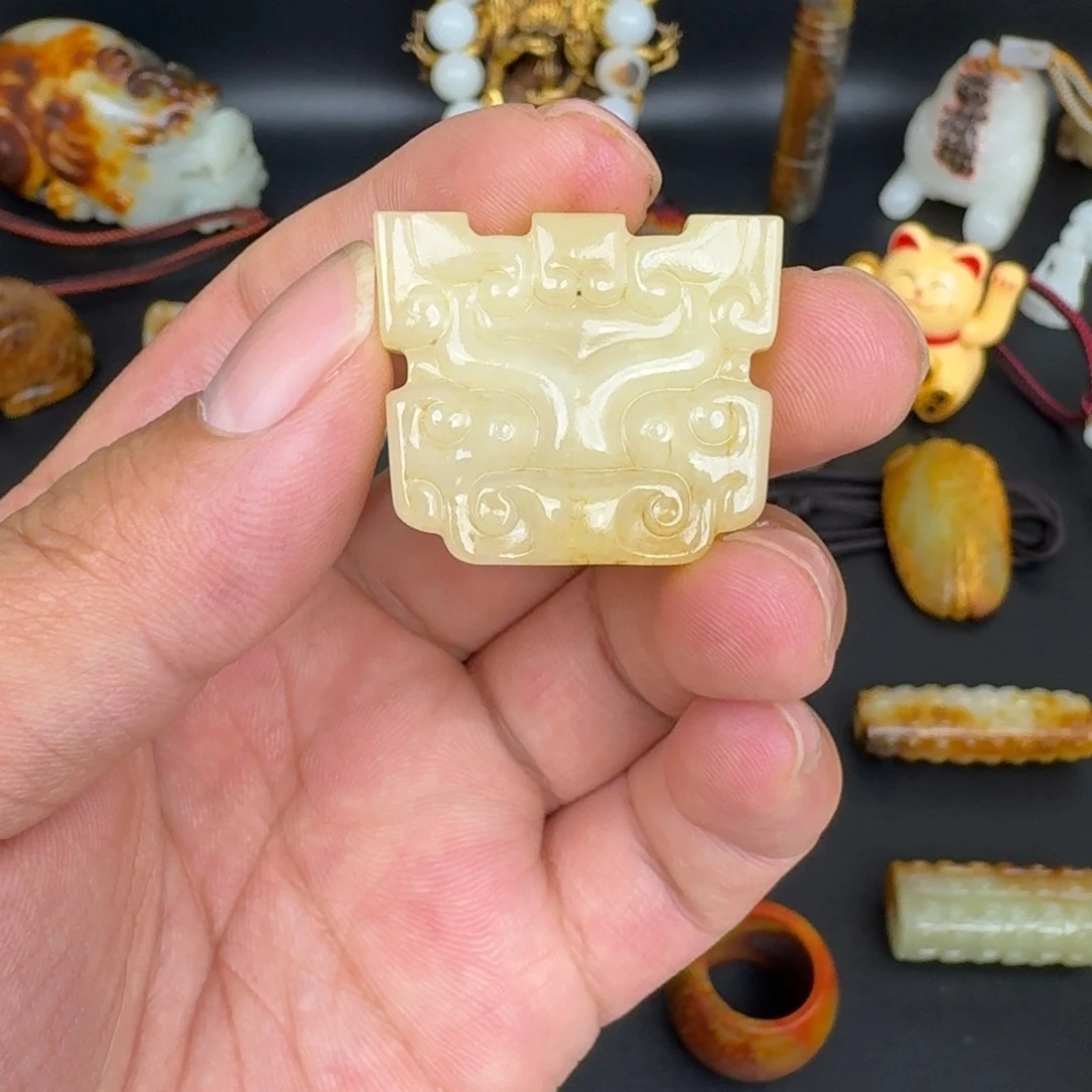 和田玉（糖玉）未镶嵌颈饰用****9