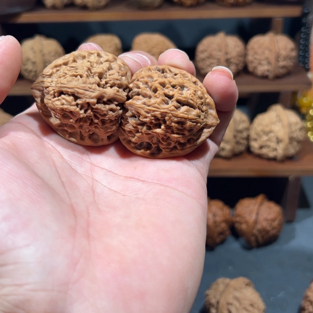 大***徐吊坠文玩核桃涿鹿南疆40全家福