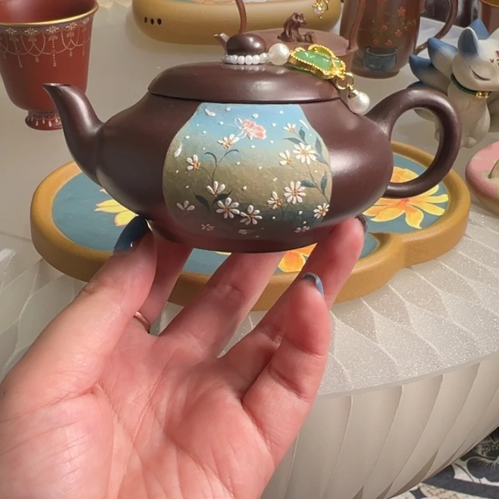 茶壶紫砂紫砂的味道很好闻啊