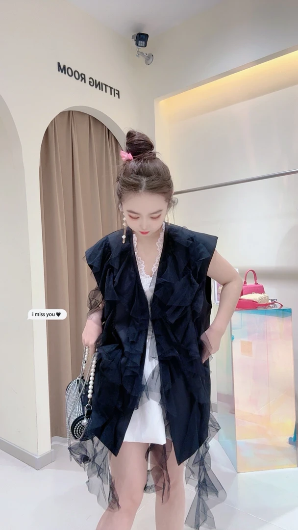 【黯夜魅纱 】大观欧货纯色拼纱设计感马甲网红无袖黑色马夹轻奢范