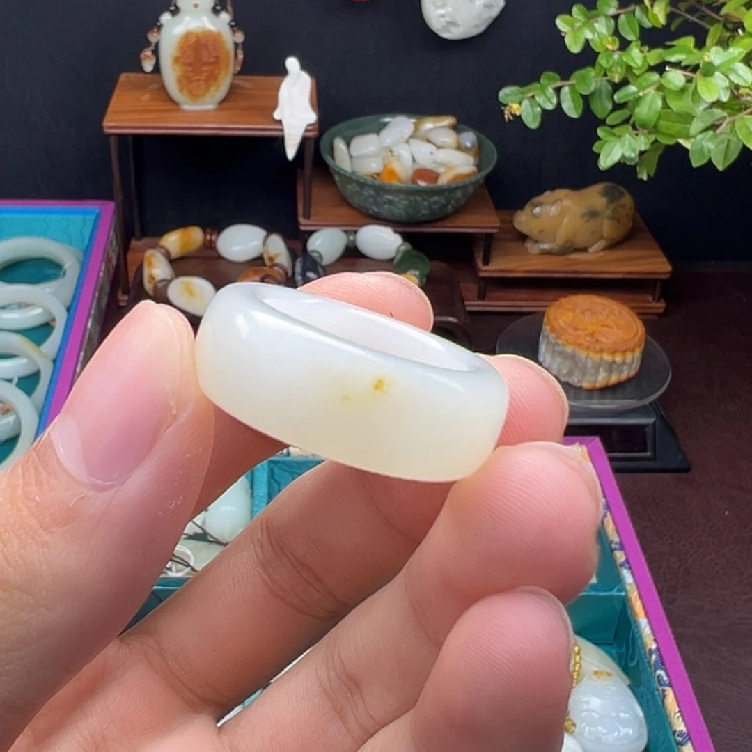 和田玉（子料）未镶嵌戒指和田玉籽料戒指