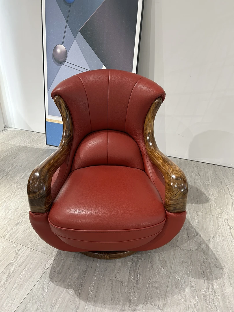 2025爆款百搭神器乌金木休闲单椅实木头层牛皮真皮转椅时尚舒适