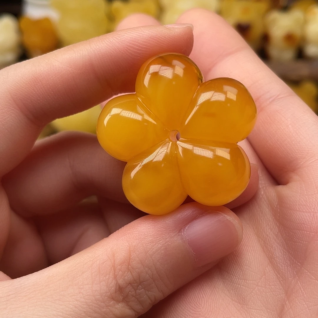 ****琥珀未镶嵌珠宝奇石