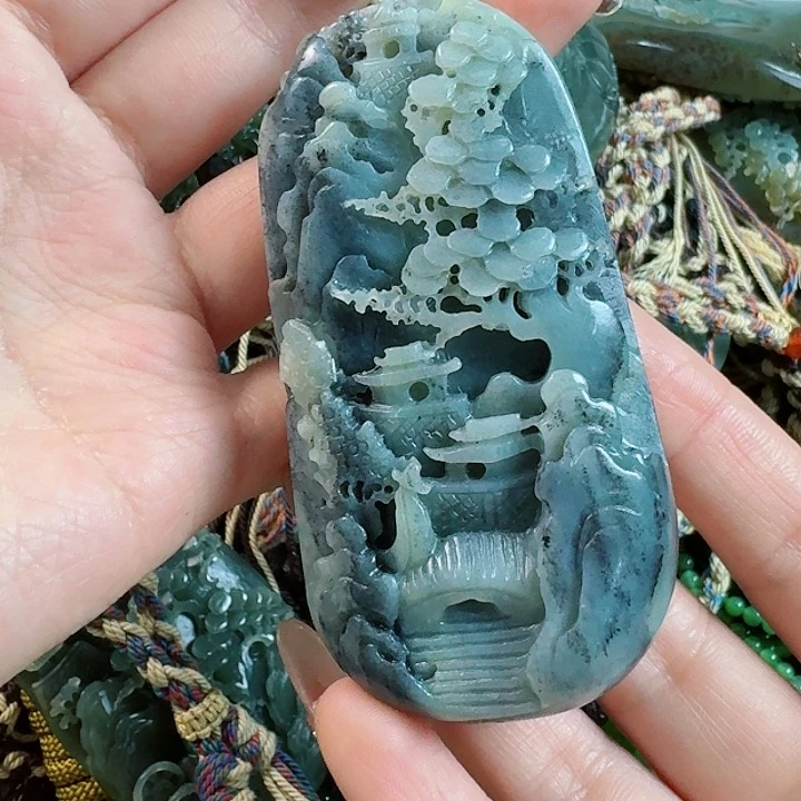 和田玉挂件未镶嵌