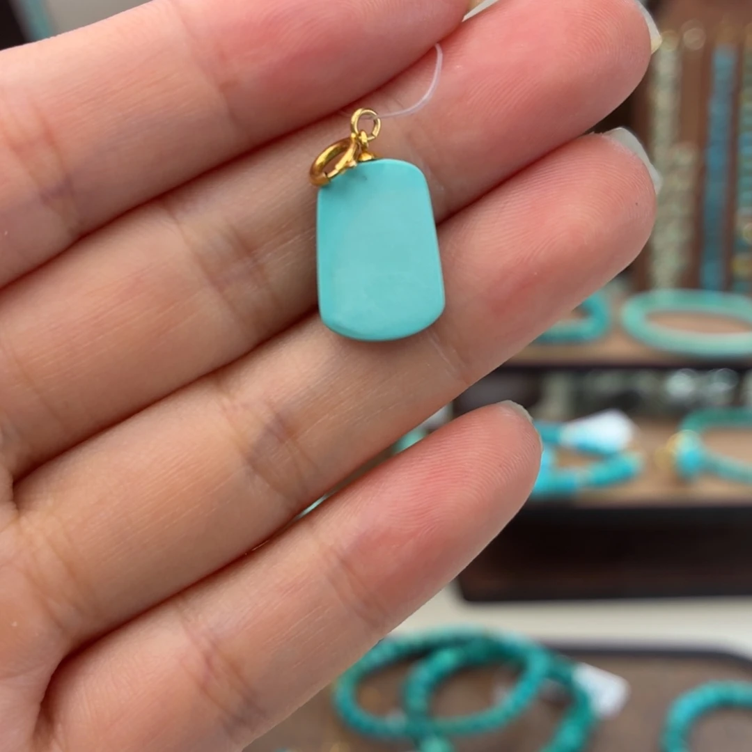 绿松石18K金镶嵌颈饰