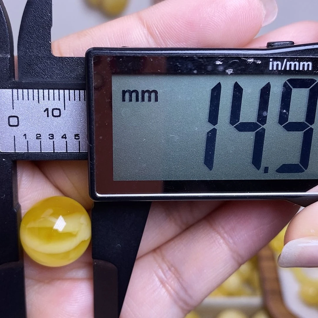 裸石琥珀未镶嵌蜜蜡圆珠