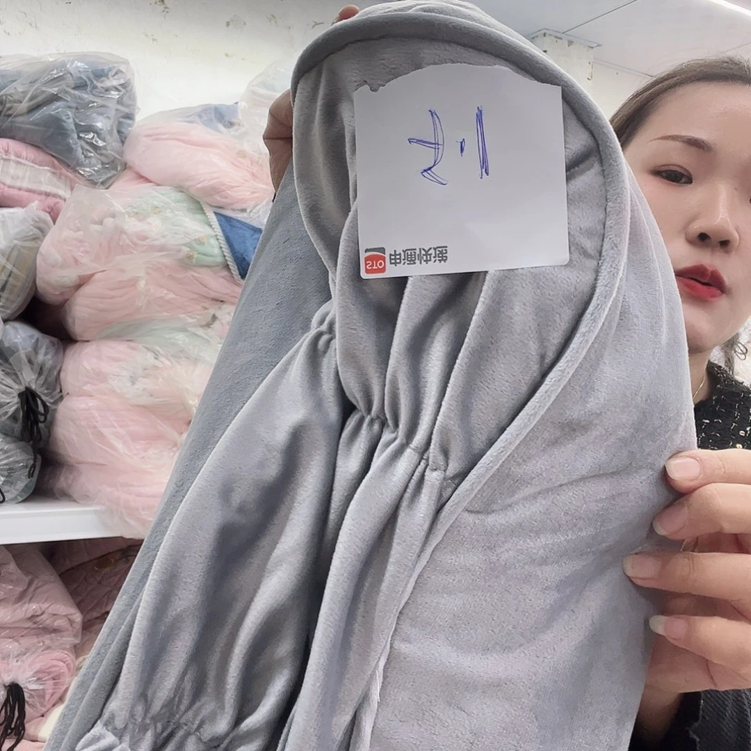 雪尼尔啦咯啦咯啦咯啦咯啦