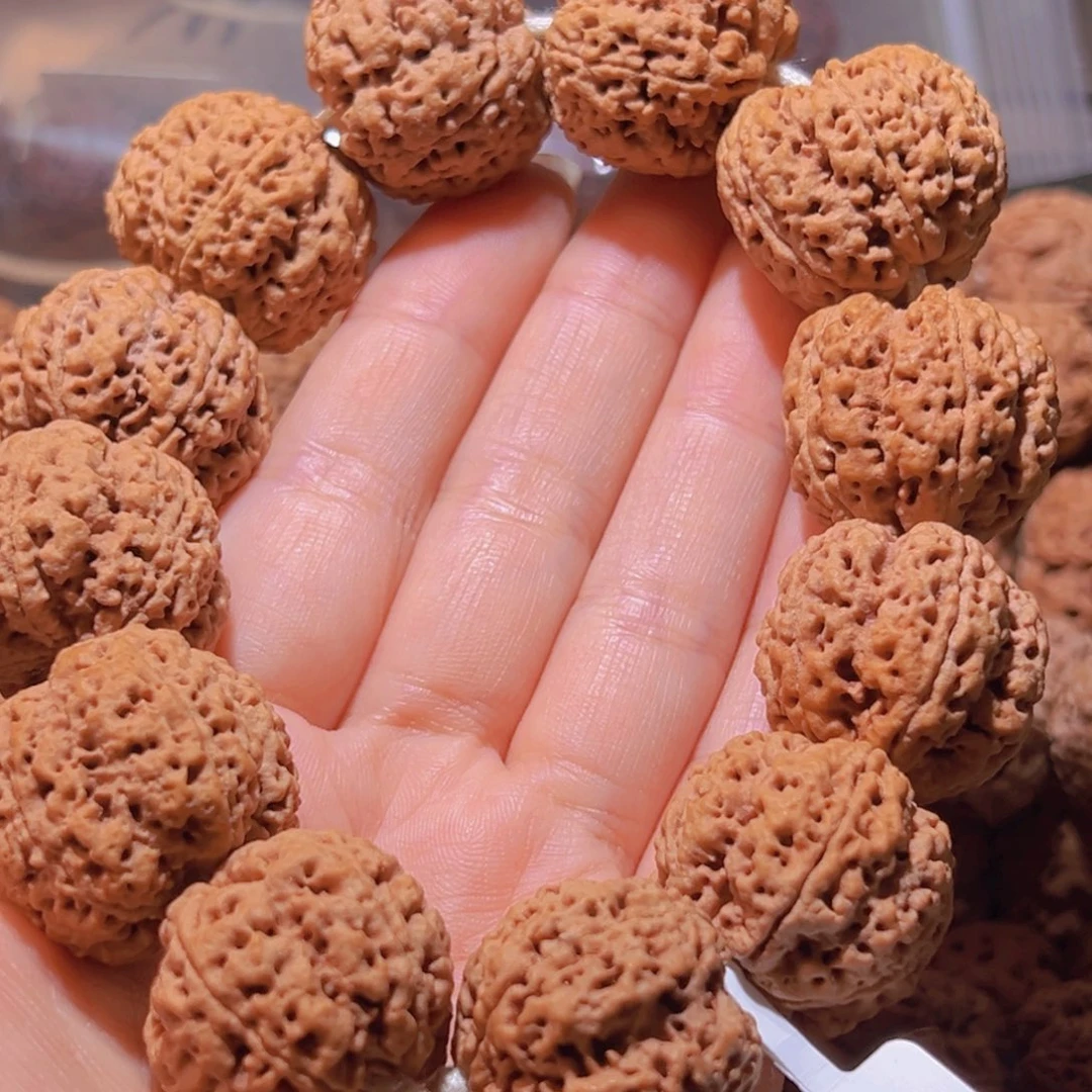金刚菩提手串一*杨爆肉梅花