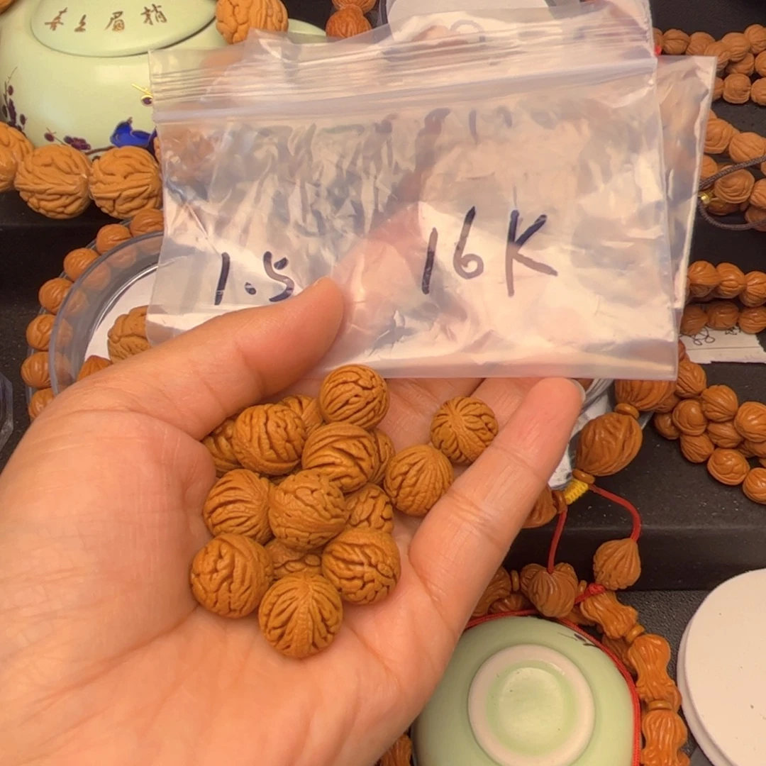 岁***刷吊坠桃核龙纹桃核