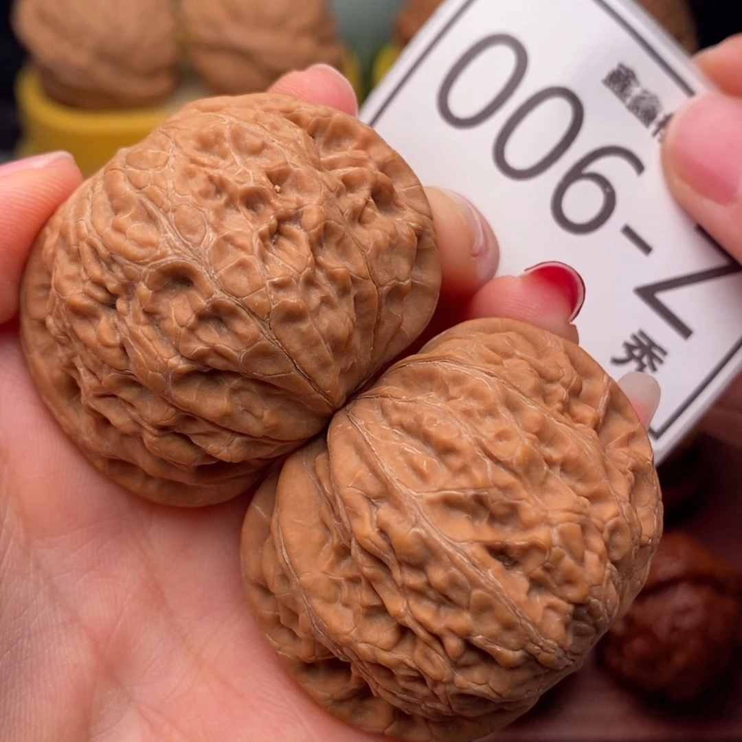 把件桃核铁锤45……