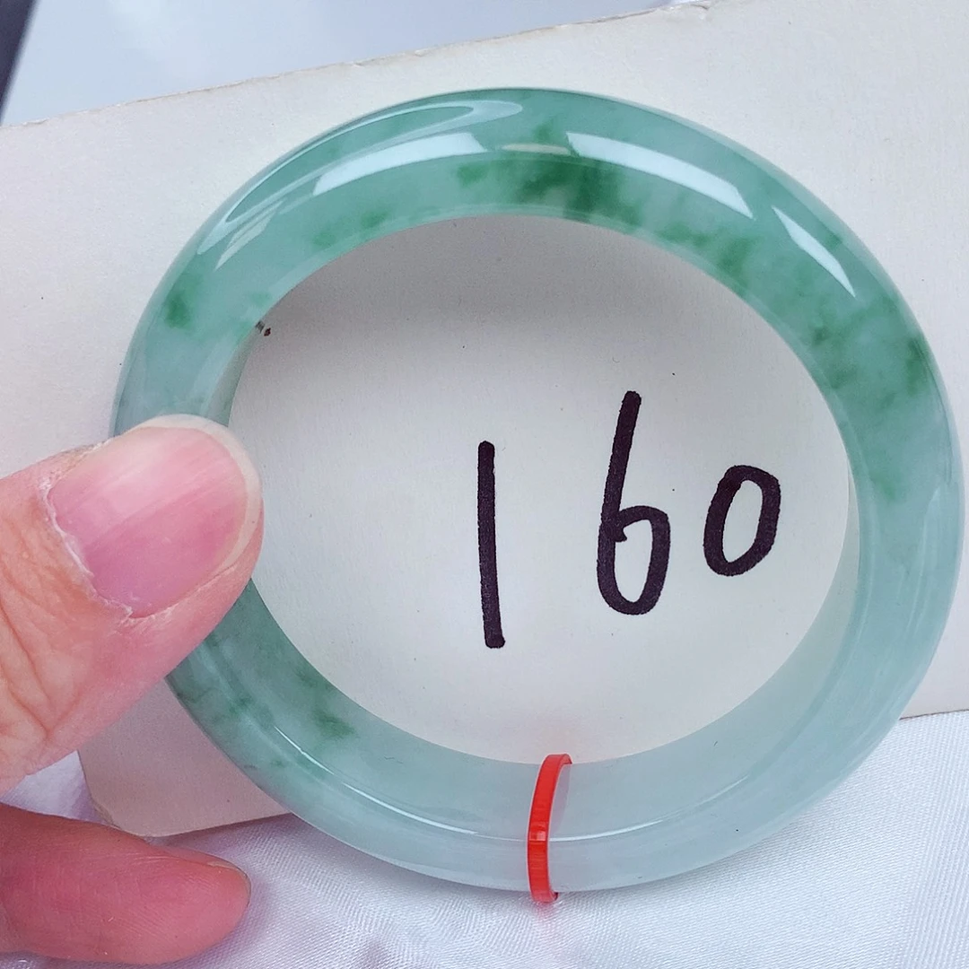 翡翠未镶嵌手镯翡翠