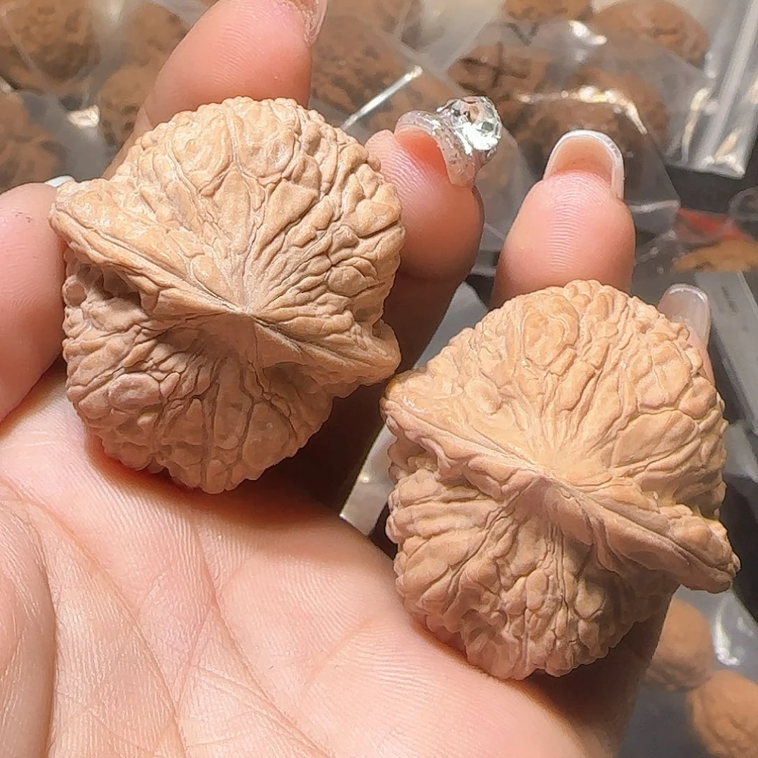文玩核桃吊坠39全品金钱豹