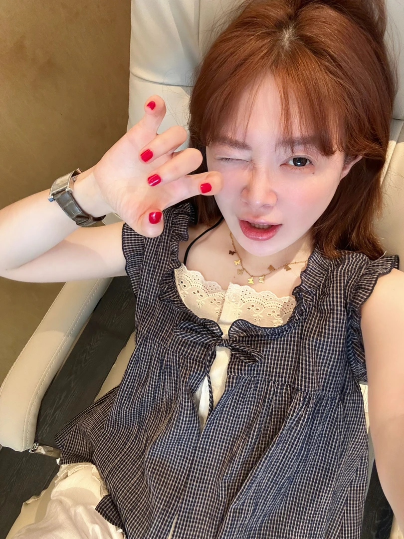 【BORAKOO】蓝黑格子木耳边假两件无袖娃娃衫