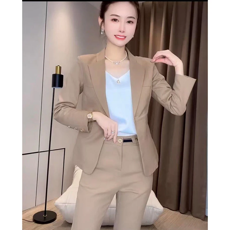 2025夏季新款网红爆款高档时尚小西装上衣修身显瘦彩色西服外套