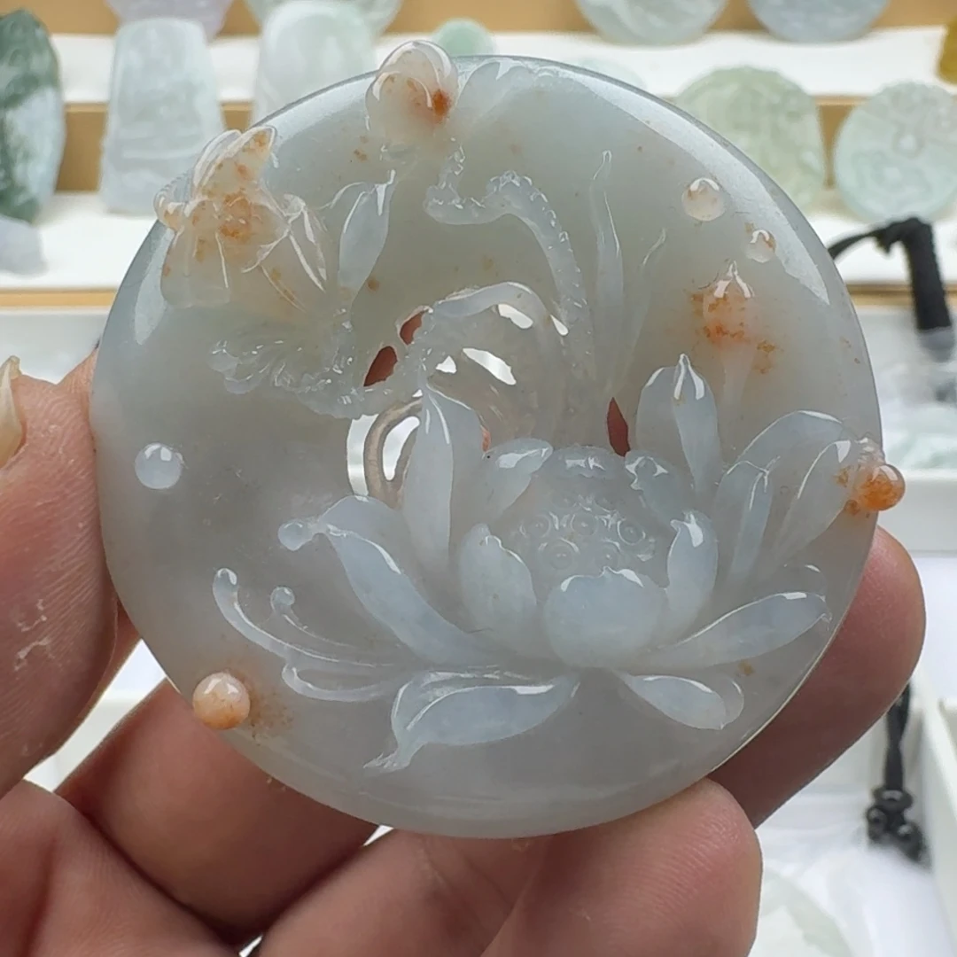 翡翠未镶嵌颈饰天然缅甸A货翡翠