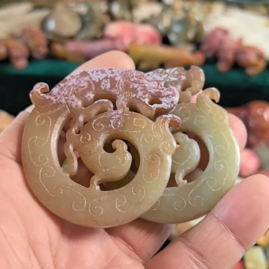 玛瑙/玉髓和田玉质如图所示配饰未镶嵌