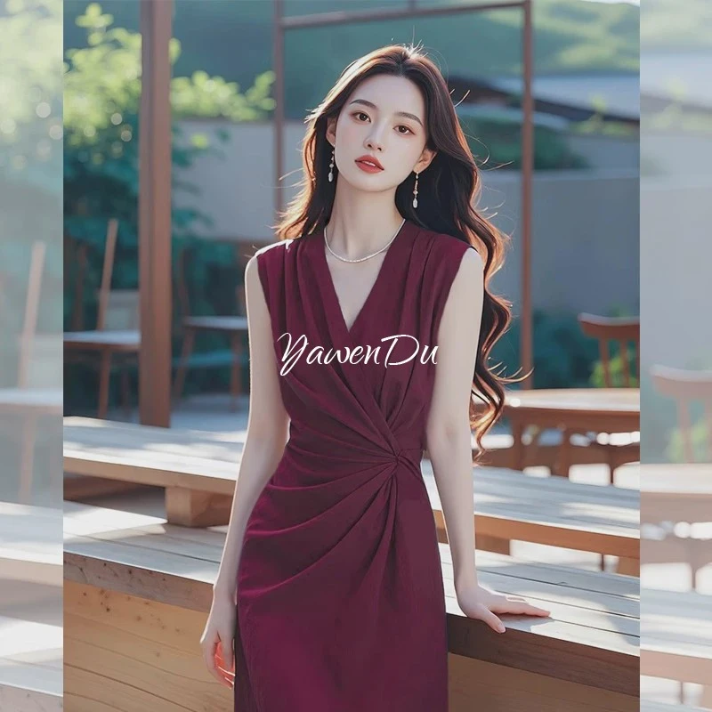 法式大方得体高级感冷淡系独特别致气质正式场合酒红色连衣裙子夏