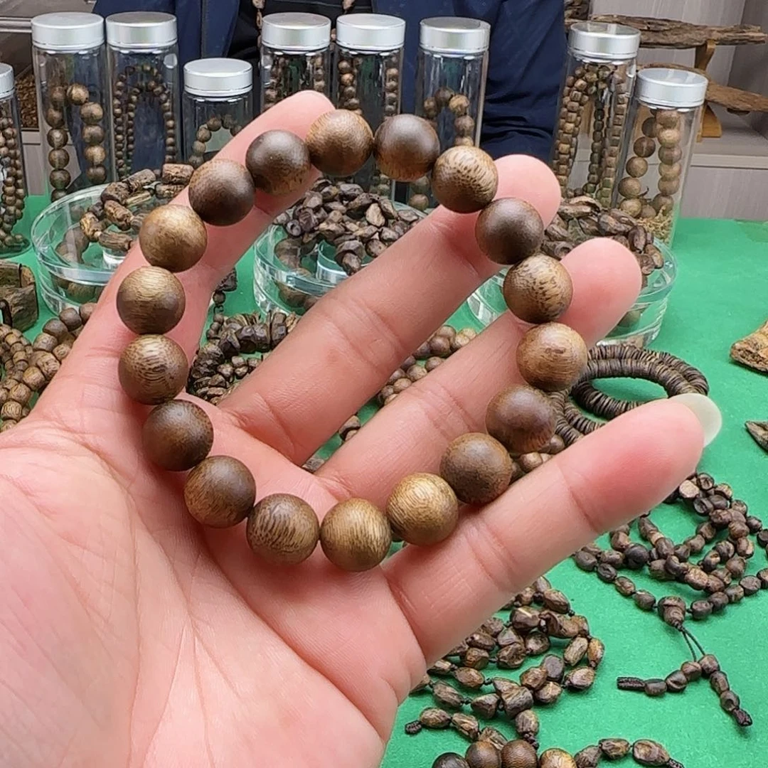 沉香手串海南白棋