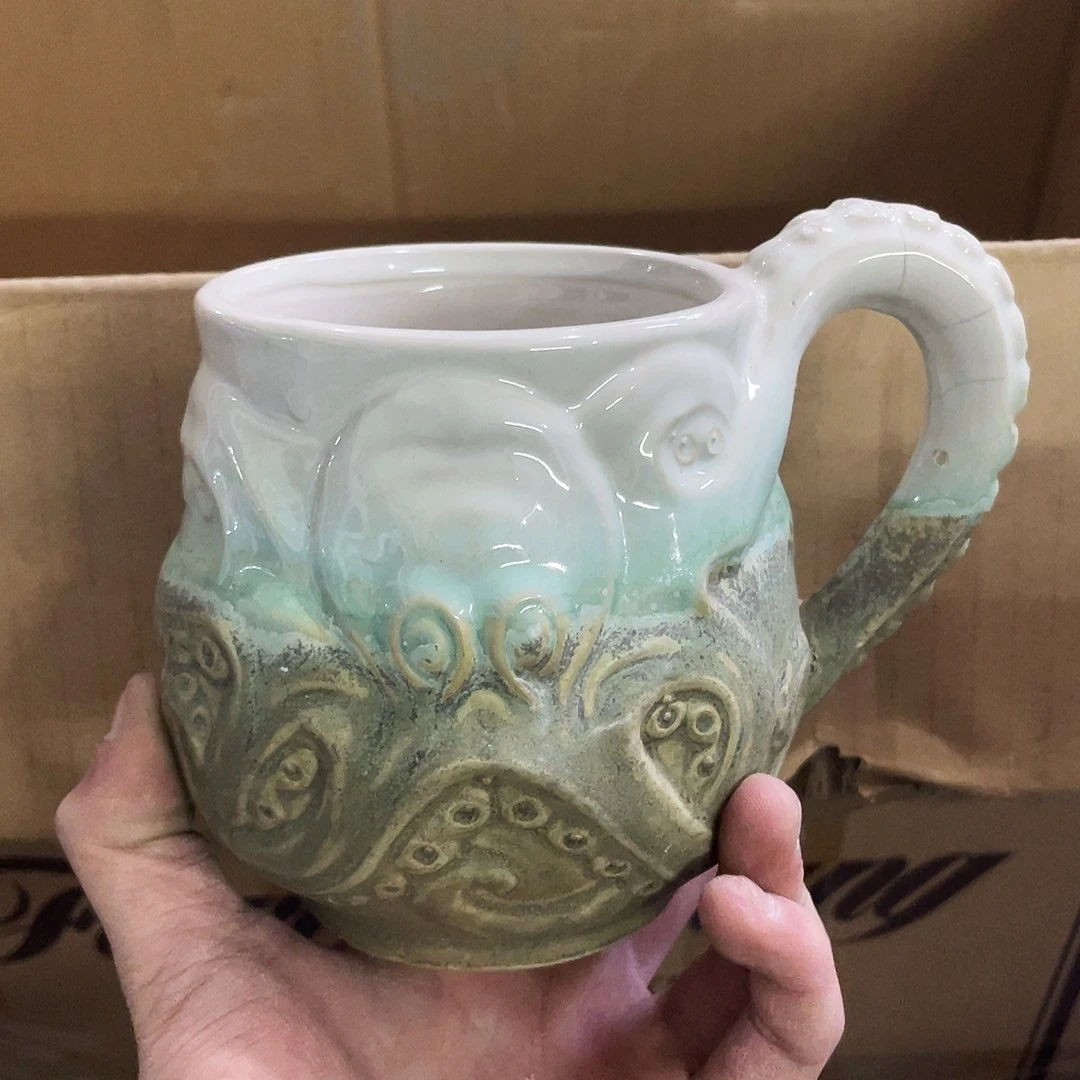 摆件       微瑕。