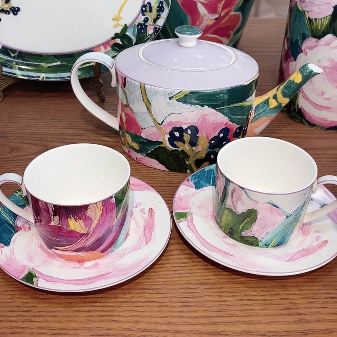 【闪购商品】瓷片一壶2杯碟———————