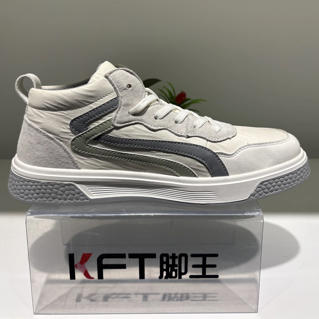 脚王JM23631百搭防水轻便休闲鞋秋冬新款加绒保暖真皮中帮厚底鞋