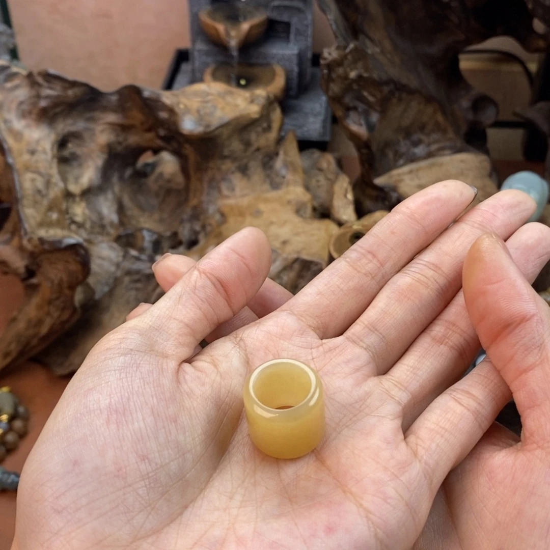 闲***7和田玉（糖玉）未镶嵌颈饰