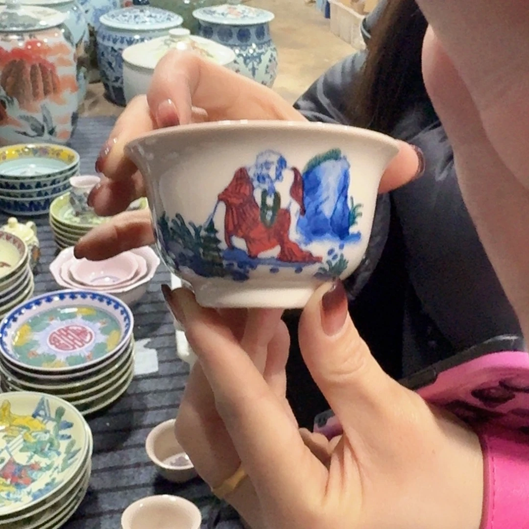 摆件瓷/////景德镇陶瓷瓷器。