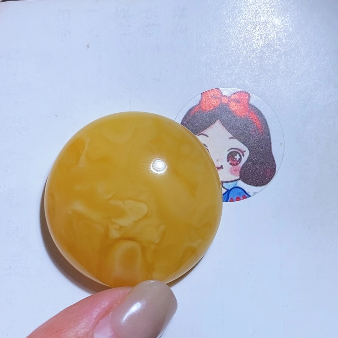 未镶嵌琥珀珠宝奇石