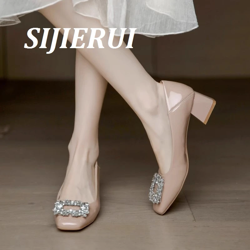 方头高跟鞋女粗跟2025春季新款裸色百搭配裙子法式漆皮中跟单鞋女