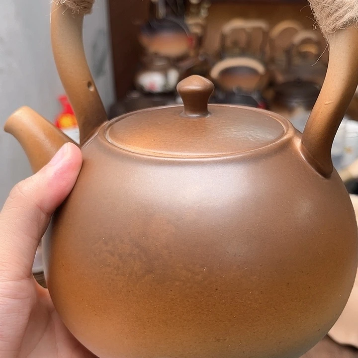 微瑕连把壶一个。。。。。。。