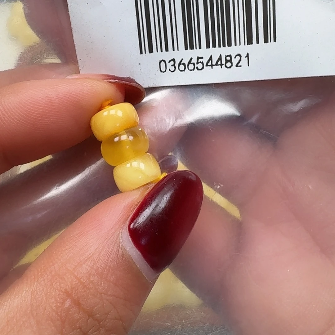 琥珀未镶嵌裸石悠悠