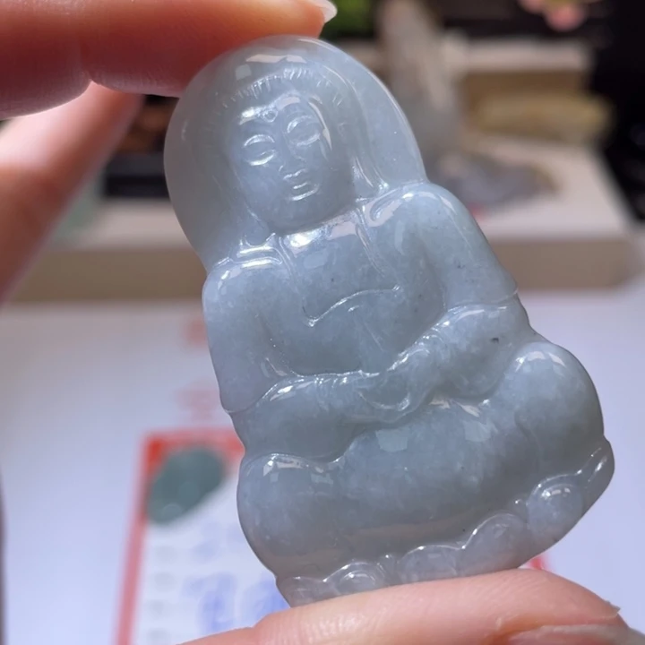 翡翠未镶嵌颈饰翡翠观音