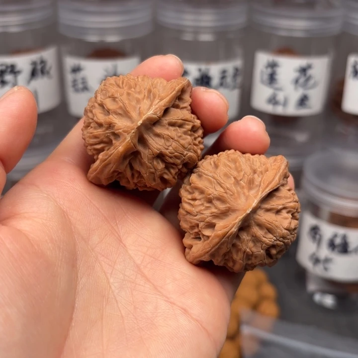 桃核把件44玉玺狮子头