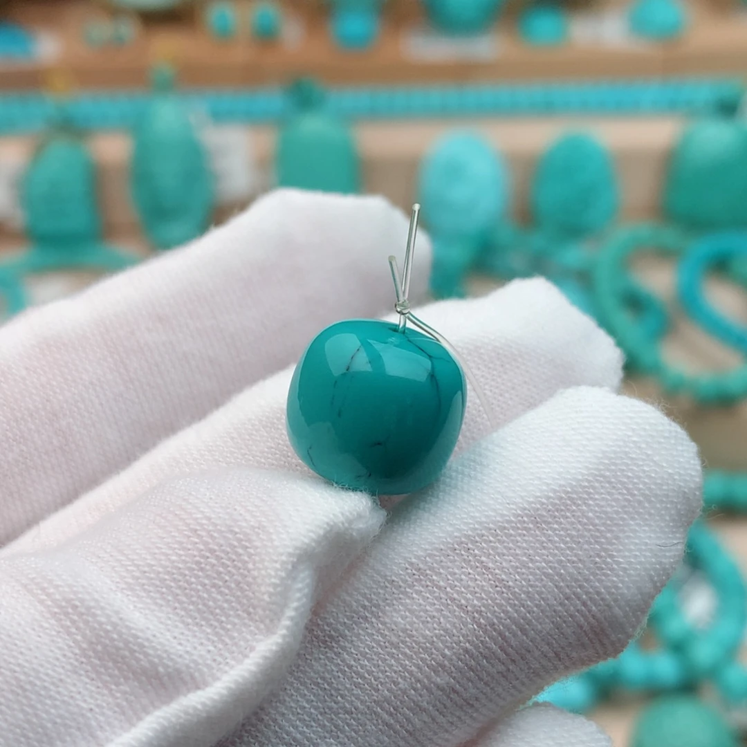 绿松石未镶嵌珠宝奇石12.3mm
