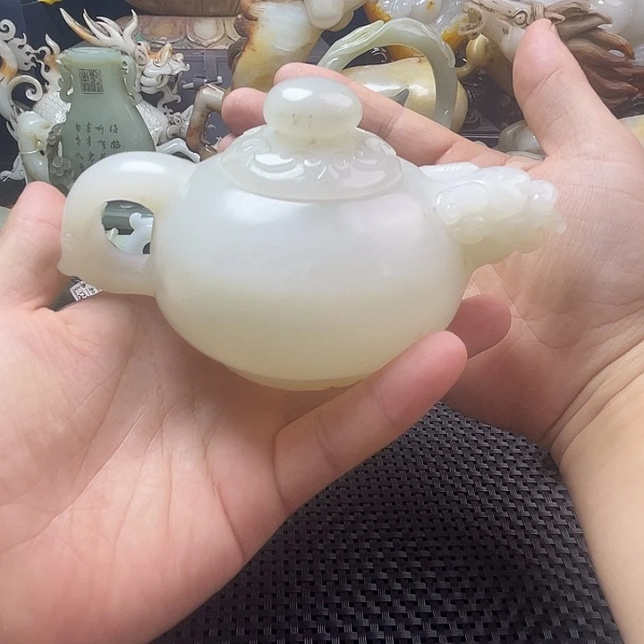 精美摆件壶及其他