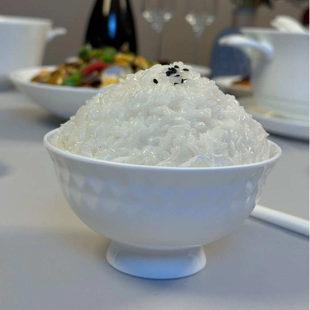 树信凌镜高脚饭碗轻奢碗盘北欧风纯白餐具高级高温家用骨瓷饭碗