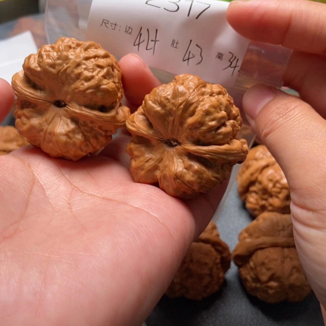 文玩核桃吊坠蛤蟆