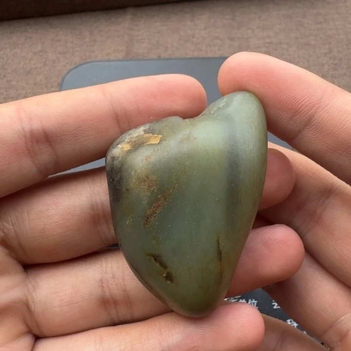 和田玉（糖玉）未镶嵌珠宝半成品