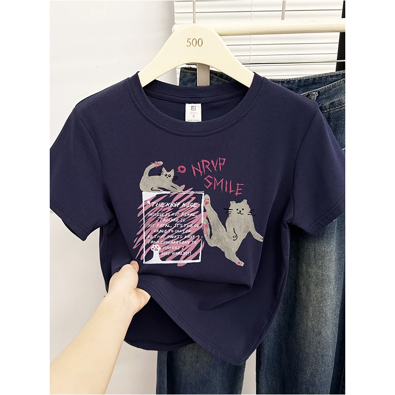 藏蓝色正肩短袖T恤女夏季2025新款时尚洋气圆领小猫印花半袖上衣