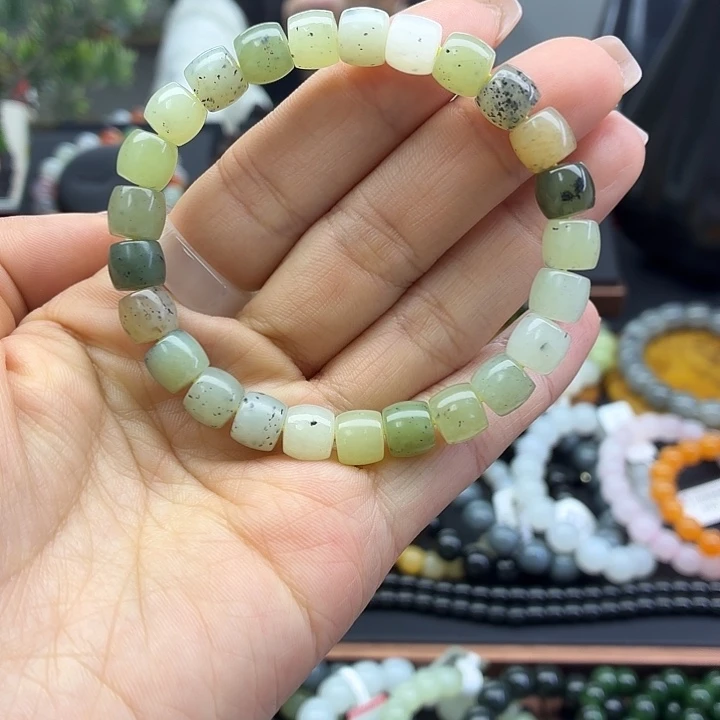 和田玉未镶嵌手串