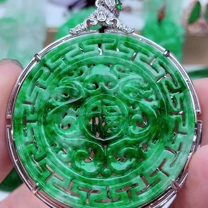 吊坠(不含链)未镶嵌翡翠