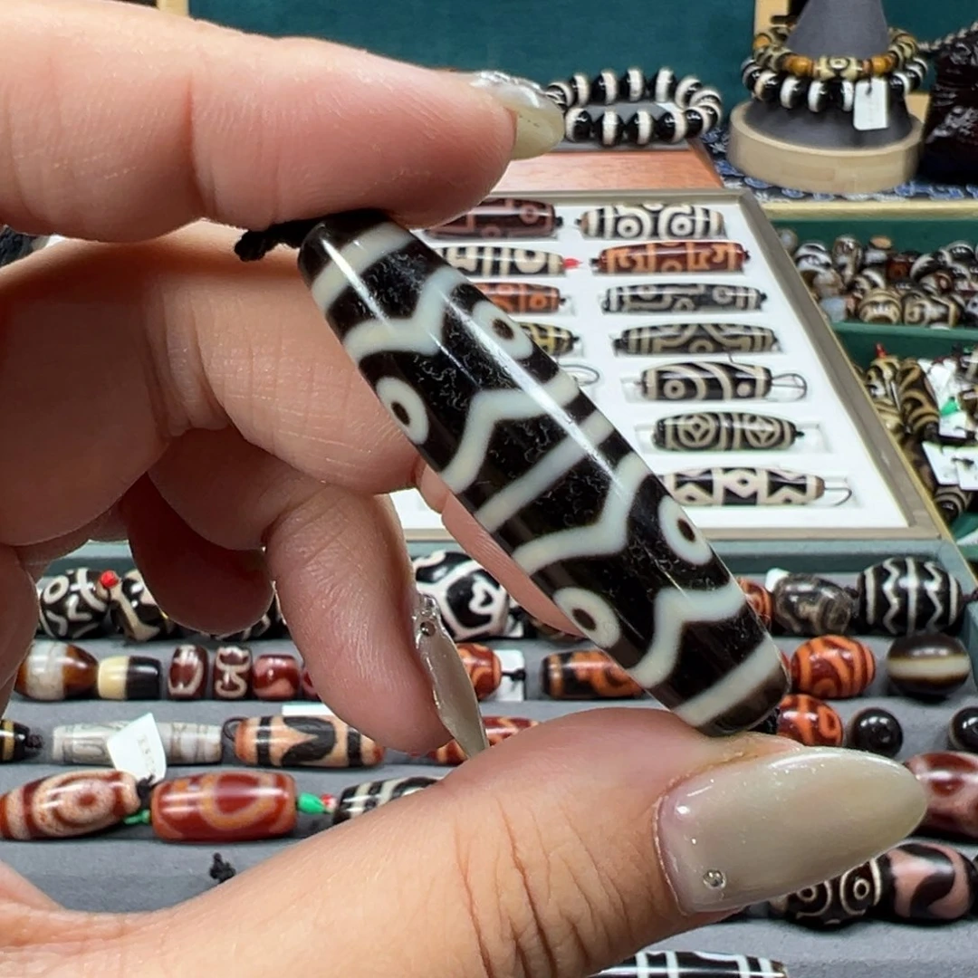 玛瑙/玉髓未镶嵌珠宝半成品聚缘纯手熊猫六眼