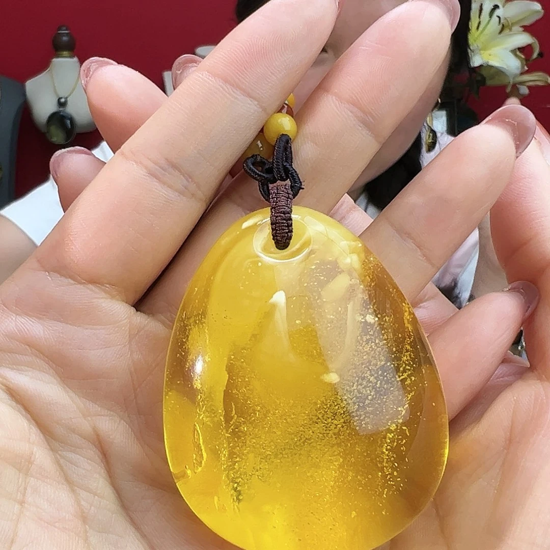 琥珀手镯未镶嵌吊坠