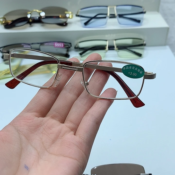 折叠款式白水晶老花镜