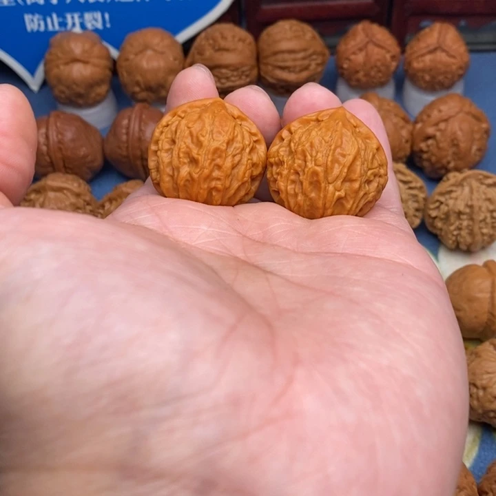 文玩核桃把件小官帽