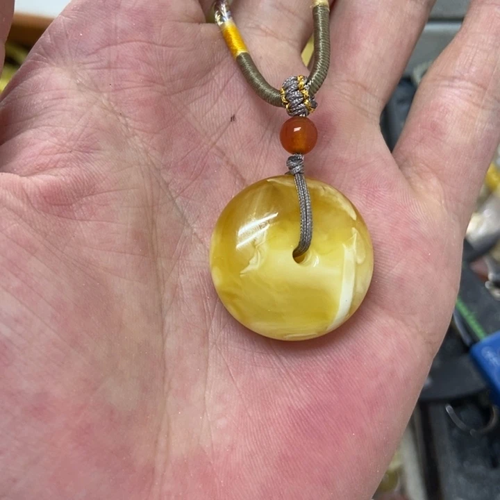 未镶嵌蜜蜡裸石吊坠