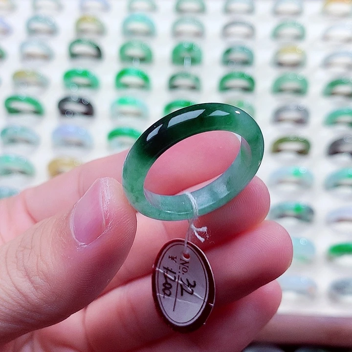 翡翠未镶嵌戒指32号