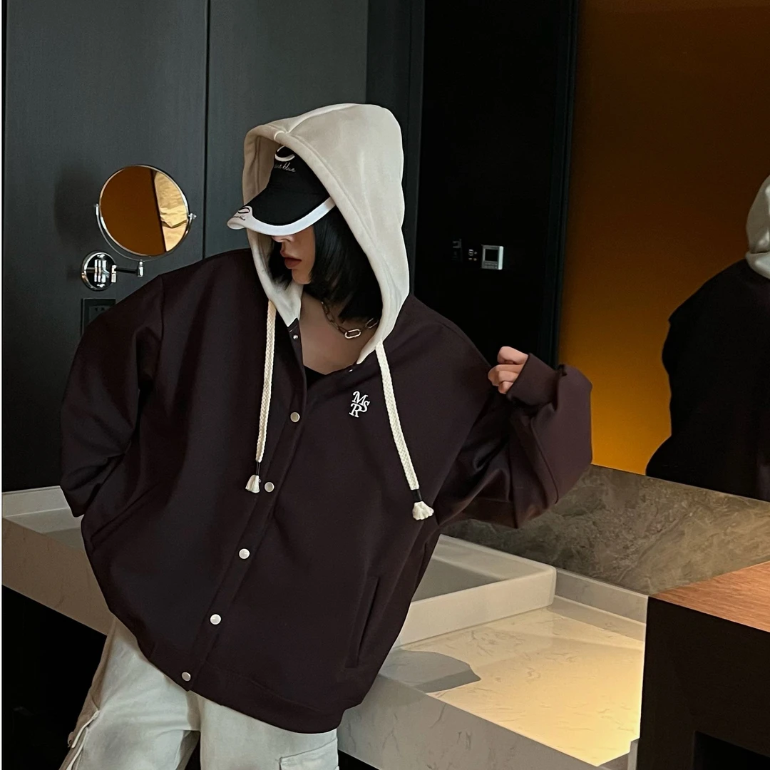 樱桃-大码防雨绸刺绣连帽加绒小众港风外套