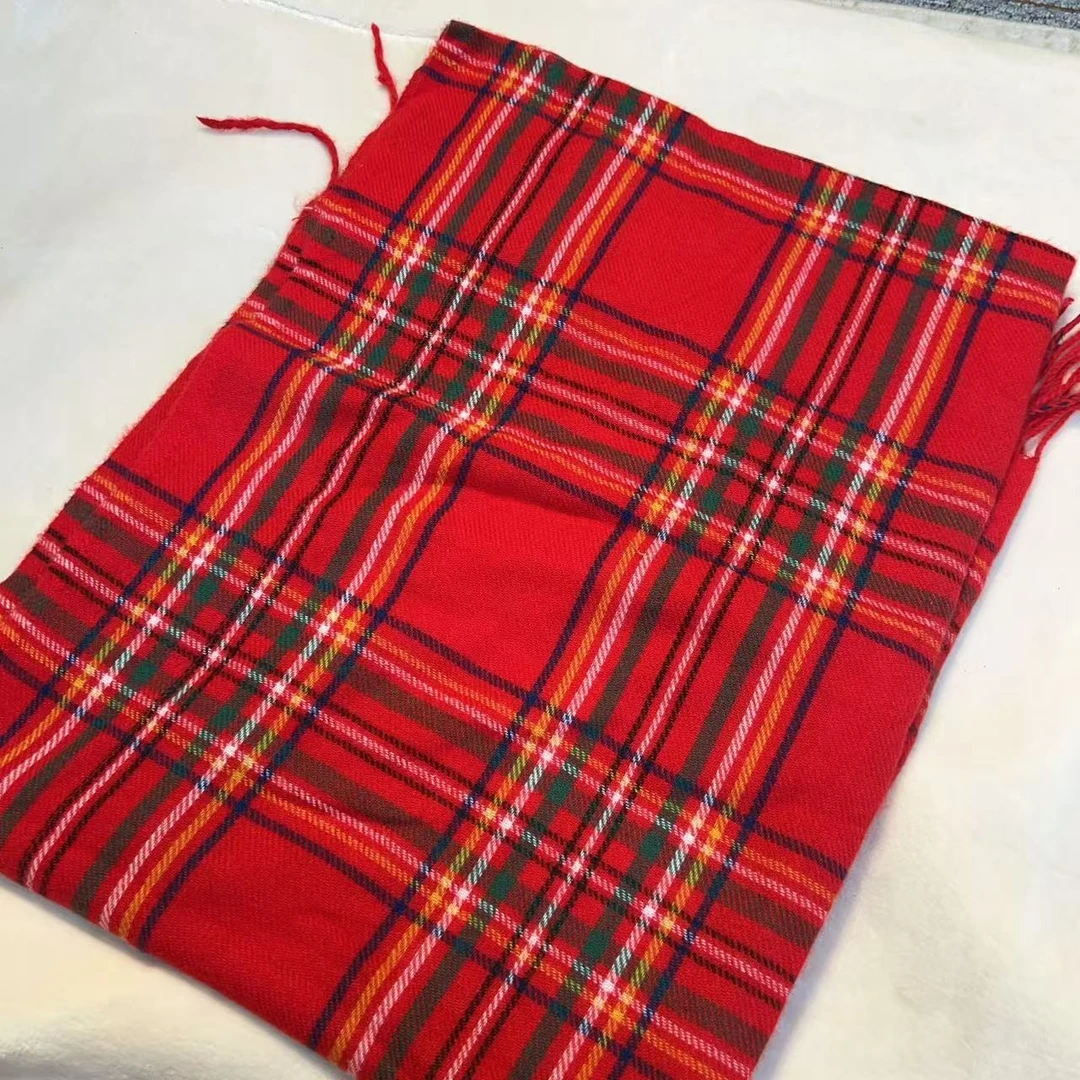 时尚百搭围巾B728