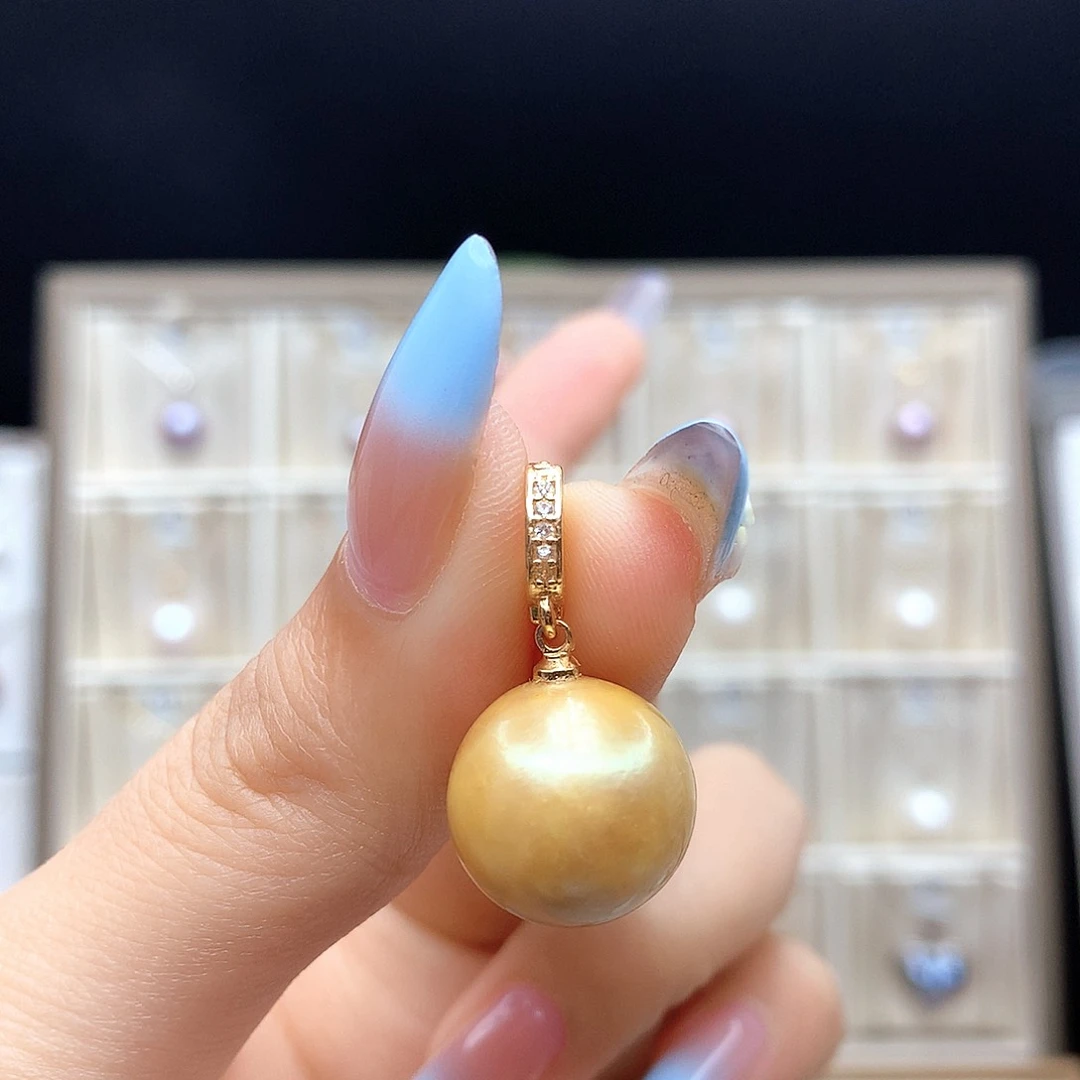 淡水珍珠合金颈饰